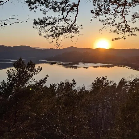 W Lesie Z Widokiem Na Jezioro I Gory Oraz Prywatnym Basenem, Sauna, Kominkiem, Lasem I Ogrodem