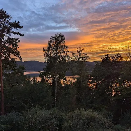 W Lesie Z Widokiem Na Jezioro I Gory Oraz Prywatnym Basenem, Sauna, Kominkiem, Lasem I Ogrodem *