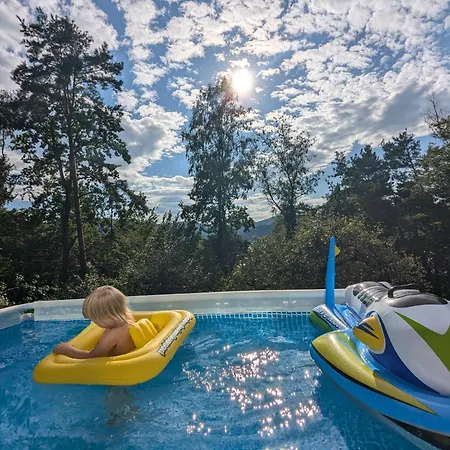 W Lesie Z Widokiem Na Jezioro I Gory Oraz Prywatnym Basenem, Sauna, Kominkiem, Lasem I Ogrodem Villa